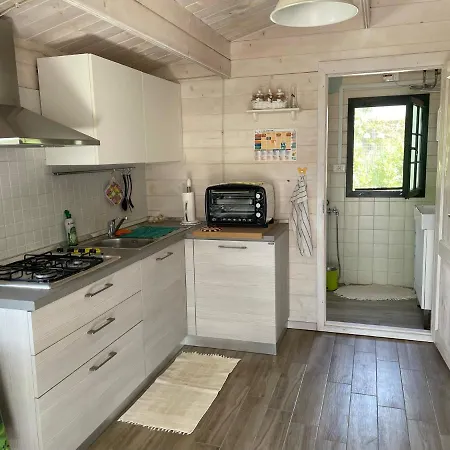 בית נופש Casetta Aruci Holidays